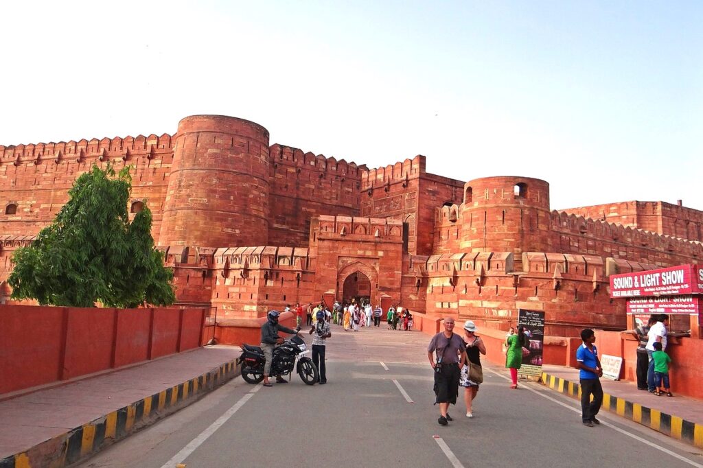 Agra Taj Mahal and Agra Fort Guided Tour 4 HRS