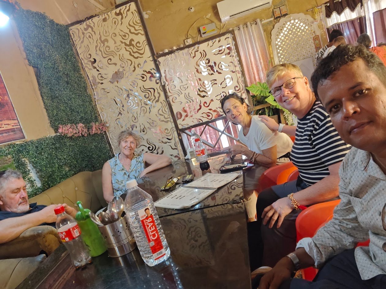 Monu Tours - Explore India and Southeast Asia with Locals