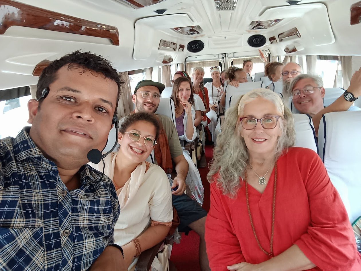 Monu Tours - Explore India and Southeast Asia with Locals